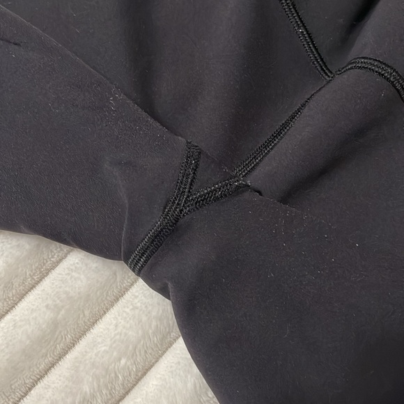 Lululemon Wunder Under Crop High-Rise 21" *Flocked Everlux | Size 10 **FLAWED** - Picture 11 of 16